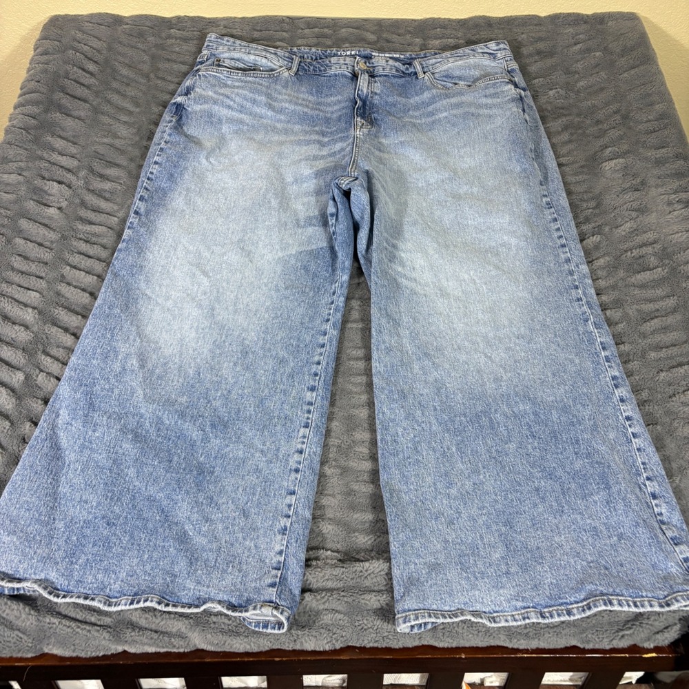 Torrid High-Rise Baggy Wide Leg Classic Denim Jeans Light Wash Blue Size 24R